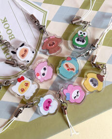 Phone charm Phone charm